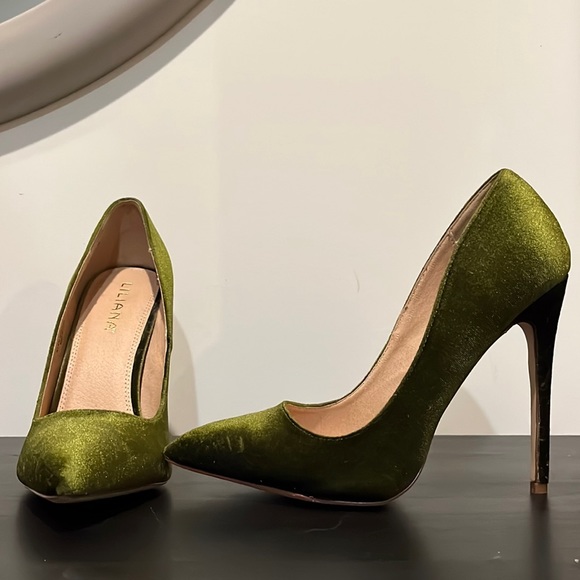 Liliana Shoes Green Velvet Stiletto Heels Poshmark